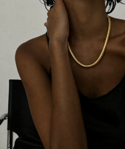 The snake necklace
