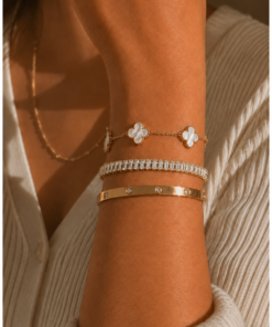 Alternative view of Lyra bracelet